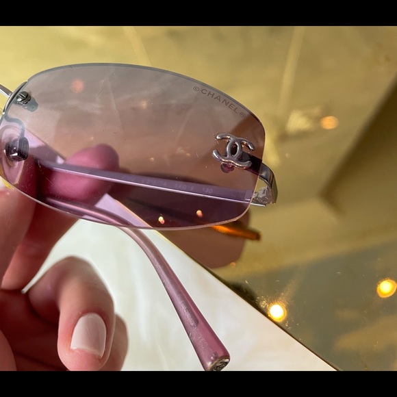 SOLD💜CHANEL Purple Tinted CC Rimless Sunglasses 4002 - Picture 6 of 12